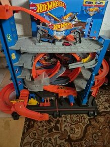 Hot wheels ultimate