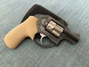 Ruger LCR .38 Special + prislusenstvo