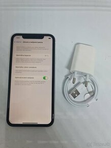 IPHONE XR WHITE 64GB ZÁRUKA - VEĽMI PEKNÝ STAV