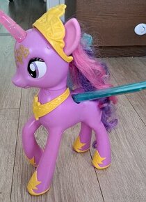 My little pony Twilight Sparkle rozpravajuca