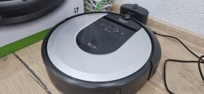 iRobot Roomba i7