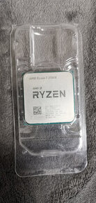 AMD RYZEN 7 3700x