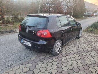 Volksvagen Golf 5 1.4 66kW fsi