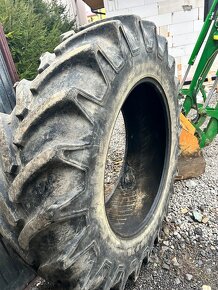 Pneu 460/85 R38