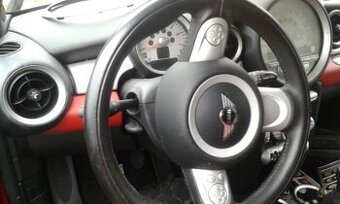 Rozpredám na náhradné diely Mini Cooper 2009