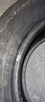 Yokohama 235/65R16C