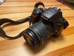 NIKON D3500