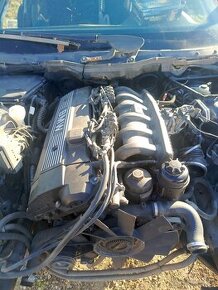 Motor bmw 2.5i 125kw