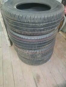 Letné pneu 235/65 R16C