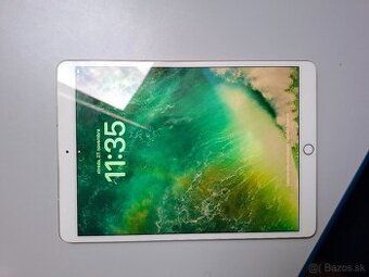 Apple iPad Pro 10.5 (2017) + obal