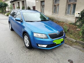 Škoda Octavia Combi 2.0 TDI 110KW AT/6 DSG 2013