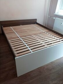 Drevená posteľ 160x200 - 1