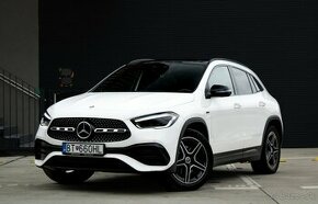 Mercedes-Benz GLA 250 e A/T