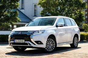 Mitsubishi Outlander 2.4 MIVEC PHEV Instyle 4WD - 1