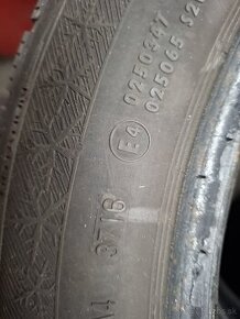 Pneu 205 /55 R16 T