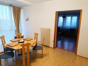 Vihorlatská- 4 izbový byt s garážou,93m2