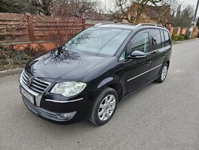 Volkswagen Touran 2.0 TDI  7 miestny