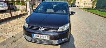 Predam VW Touran 2,0 Tdi r.2011