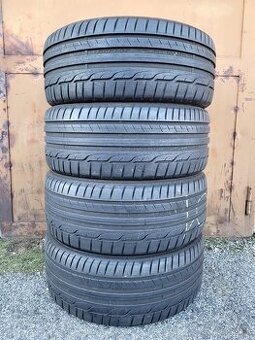 225/40r18 Dunlop