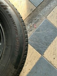 Predám zimné pneu YOKOHAMA na nový suzuki Jimny 195/80R15