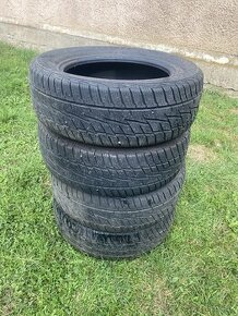 Zimné 215/60R16