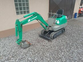 Yanmar B08 - 1