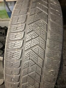 Pirelli 215/56 R17 99H