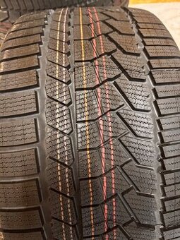 285/30/22 285/30 R22 NOVE ZIMNE PNEU  CONTINENTAL