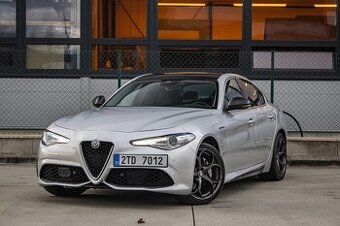 Alfa Romeo Giulia 2.0 Turbo Veloce AT AWD - AJ NA SPLÁTKY