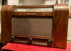 starožitné rádio