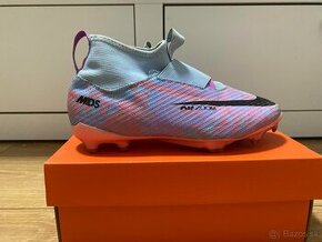 Kopačky nike mercurial.