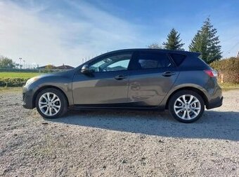 Mazda 3 , 1.6 benzín,  kupovaná na Slovensku