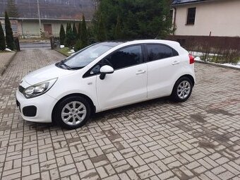 Kia rio 1.2