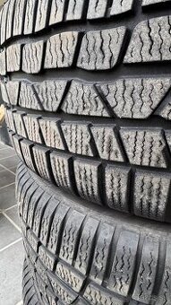 Predam zimné gumy Continental 225/50 R17