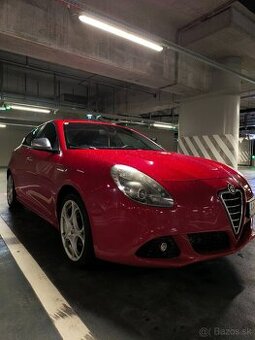 Alfa Romeo Giulietta - 1