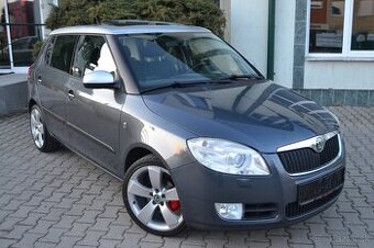 ŠKODA FABIA 1.6 SPORTLINE, CÚVACÍ SENZOR, ALU R17, EL. ŠÍBER