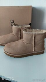 Kožené čižmy UGG - 1