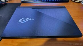 ASUS ROG STRIX G15 - 1