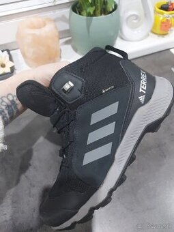 Adidas  Terrex velkosť č. 35