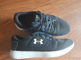 Under Armour botasky vel.39 cierne - 1