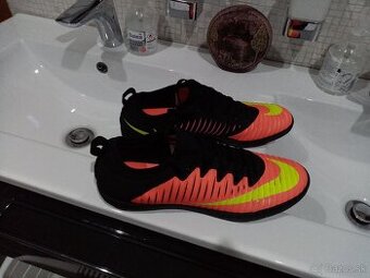 Nike Mercurial halovky