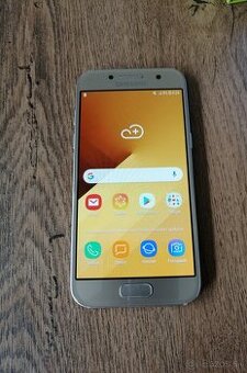 Samsung galaxy A3 gold