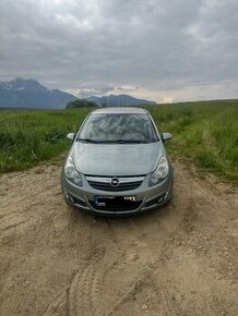 Opel Corsa 1.4 benzín