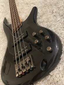 Bassgitara Ibanez Sr300e