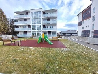 PRENÁJOM 2 IZBOVÝ BYT 61 M2 Z TOHO 10 M2 BALKÓN GARÁŽ POPRAD