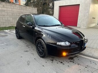 Alfa Romeo 147 1.9 JTD - 1