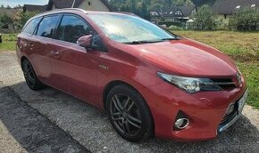 Toyota Auris Hybrid TS 1.8 CVT