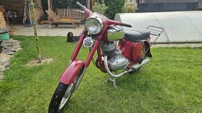 Jawa 250 (559)