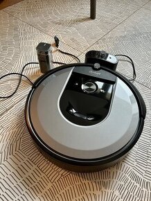 iRobot Roomba i7