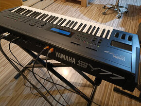 Yamaha SY77